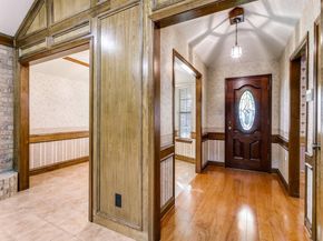 928  Old Mill Circle , Irving Texas 75061