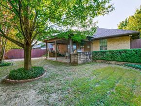 928  Old Mill Circle , Irving Texas 75061