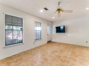 928  Old Mill Circle , Irving Texas 75061