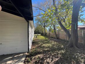 1041  Bradfield Road , Dallas Texas 75217