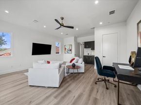 2132  Hondo Avenue , Dallas Texas 75219