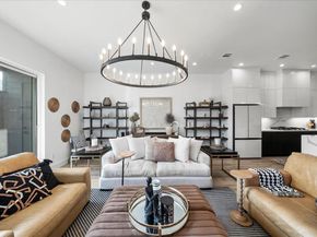 2132  Hondo Avenue , Dallas Texas 75219