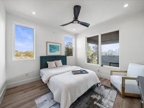 2132  Hondo Avenue , Dallas Texas 75219