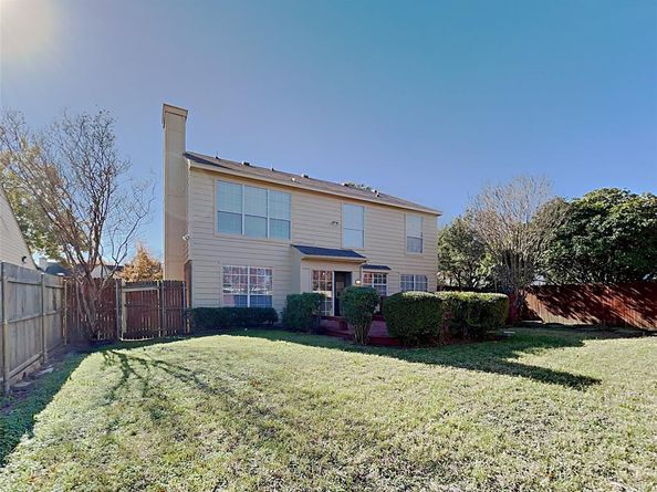 2560  Creekwood Lane , Fort Worth Texas 76123