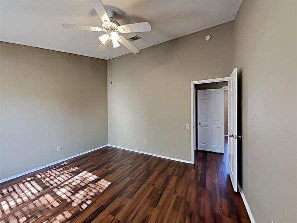 2560  Creekwood Lane , Fort Worth Texas 76123