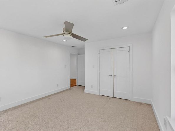 4521  Cowan Avenue , Dallas Texas 75209