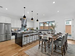 4521  Cowan Avenue , Dallas Texas 75209