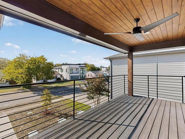 4521  Cowan Avenue , Dallas Texas 75209