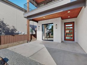 4521  Cowan Avenue , Dallas Texas 75209