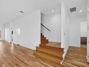 4521  Cowan Avenue , Dallas Texas 75209