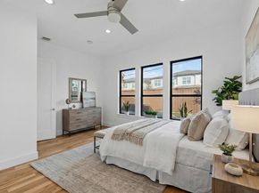 4521  Cowan Avenue , Dallas Texas 75209