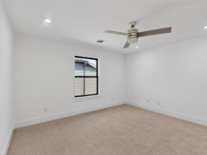 4521  Cowan Avenue , Dallas Texas 75209