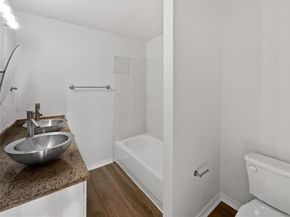 4346  Hamilton Avenue , Dallas Texas 75210