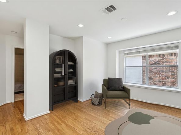 17724  Windflower Way , Dallas Texas 75252