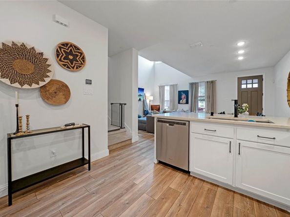 2645  Dodson Street , Garland Texas 75042