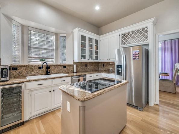 3001  Forestwood Drive , Arlington Texas 76006