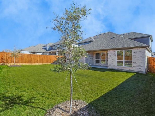 7123  Doe Creek Lane , Argyle Texas 76226