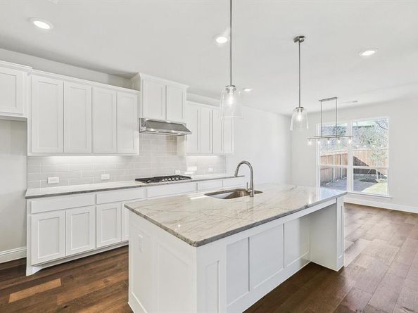 7123  Doe Creek Lane , Argyle Texas 76226