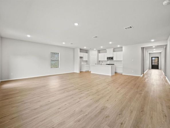 3204  Kingdom Drive , Denton Texas 76208