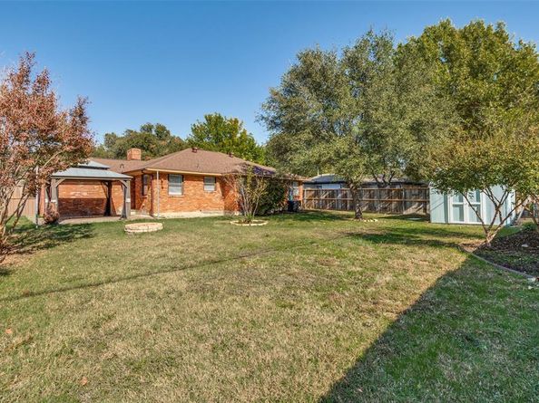 2952  Lavita Lane , Farmers Branch Texas 75234