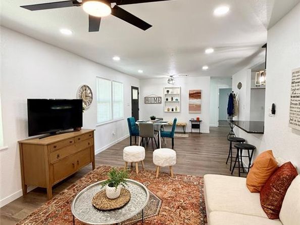 1816  Will Scarlet Road , Arlington Texas 76013