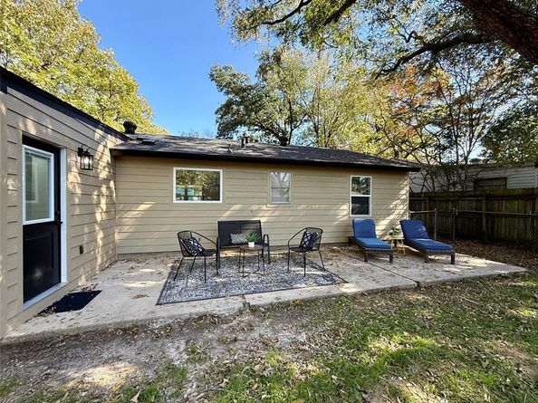 1816  Will Scarlet Road , Arlington Texas 76013