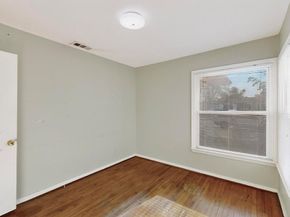 2065 S Farola Drive , Dallas Texas 75228