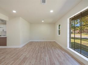 1212  Willow Glen Drive , Dallas Texas 75232