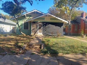 120 S Montclair Avenue 