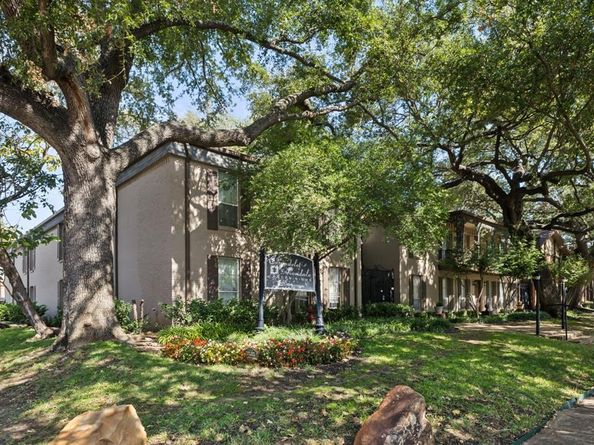 4207  Avondale Avenue  106, Dallas Texas 75219