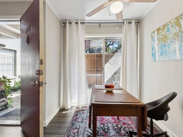 4207  Avondale Avenue  106, Dallas Texas 75219