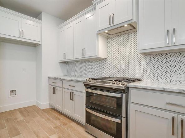 5618  Oaks Lane , Westworth Village Texas 76114