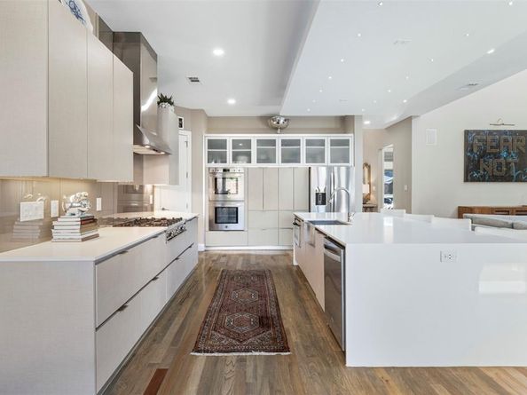 3955  Park Lane , Dallas Texas 75220