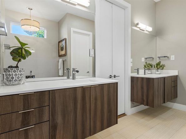 3955  Park Lane , Dallas Texas 75220