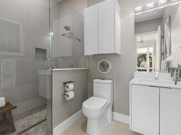 3955  Park Lane , Dallas Texas 75220