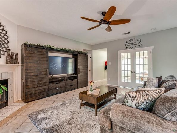 7125  Woodhinge Drive , Benbrook Texas 76126