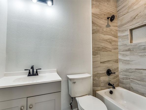 1260 E Magnolia Avenue , Fort Worth Texas 76104