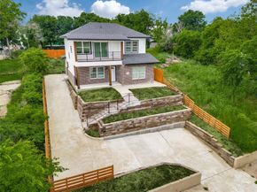 1260 E Magnolia Avenue , Fort Worth Texas 76104