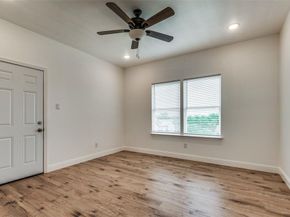 1260 E Magnolia Avenue , Fort Worth Texas 76104