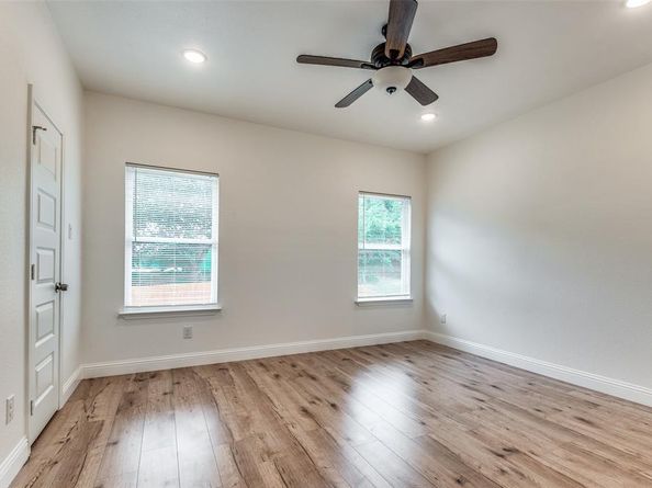 1260 E Magnolia Avenue , Fort Worth Texas 76104