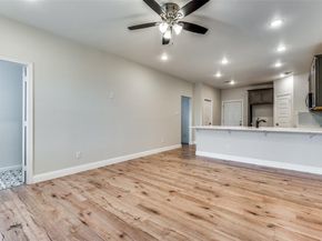 1260 E Magnolia Avenue , Fort Worth Texas 76104