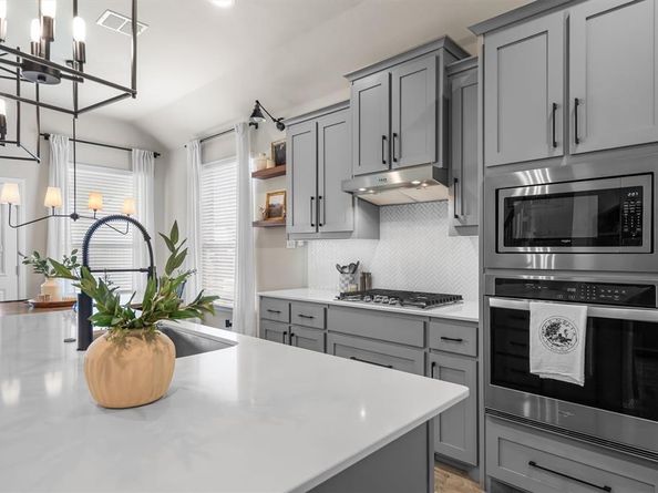 2013  Windsor Drive , Argyle Texas 76226