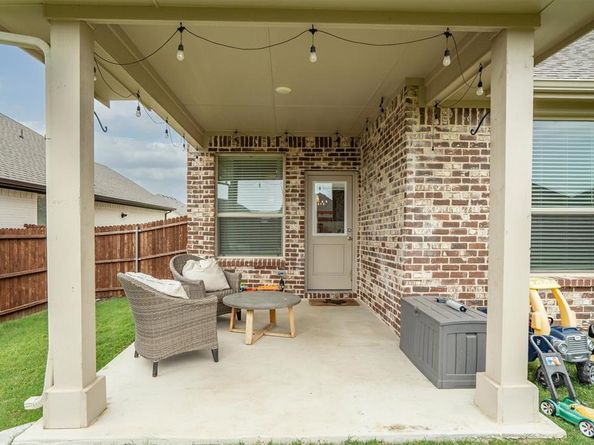 2013  Windsor Drive , Argyle Texas 76226