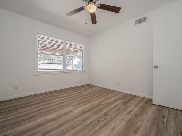 4821  Jerri Lane , Haltom City Texas 76117