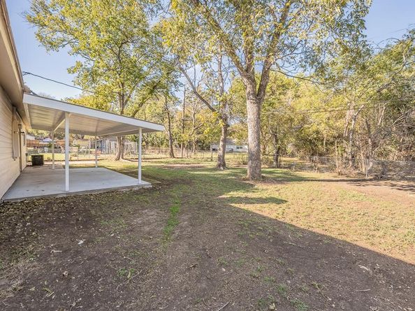 4821  Jerri Lane , Haltom City Texas 76117