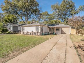 4821  Jerri Lane , Haltom City Texas 76117