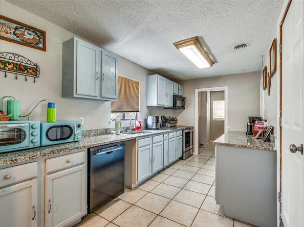 5012  Stadium Drive , Fort Worth Texas 76133