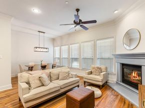 1500  Pecos Street  7, Dallas Texas 75204