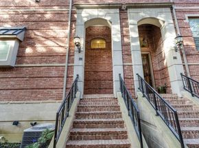 1500  Pecos Street  7, Dallas Texas 75204