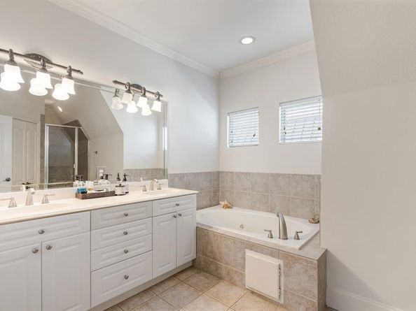 1500  Pecos Street  7, Dallas Texas 75204